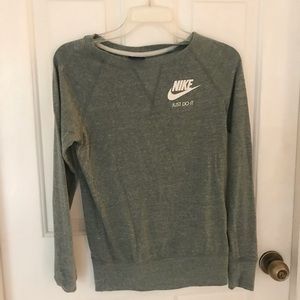 Nike Gym Vintage Crew Top
